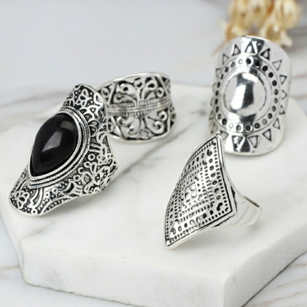 4 Pcs Vintage Silver Ring Set